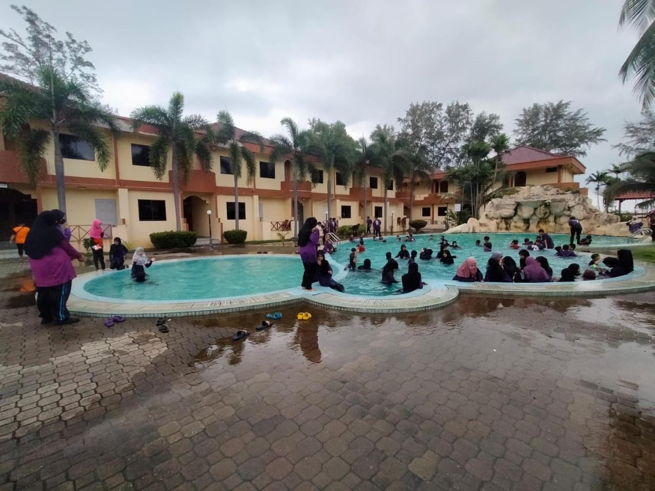Seri Indah Resort Kuala Terengganu Luaran gambar